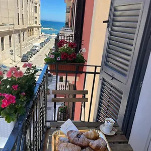 Mariamora , Bari Italien