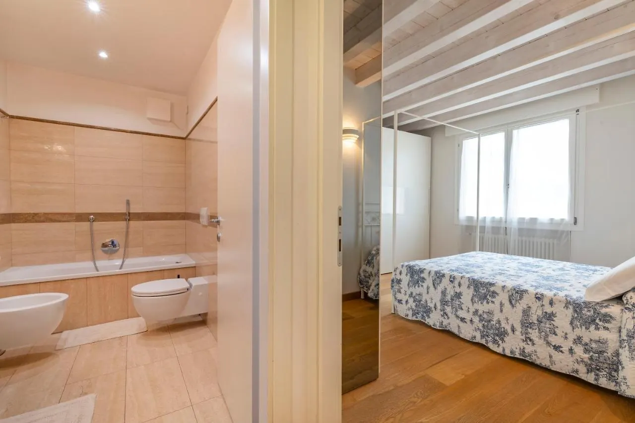 Clock'S 2 Bedrooms & 2 Bathrooms & Big Terrace Lido di Venezia